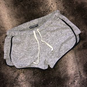 brandy melville eve shorts :*
